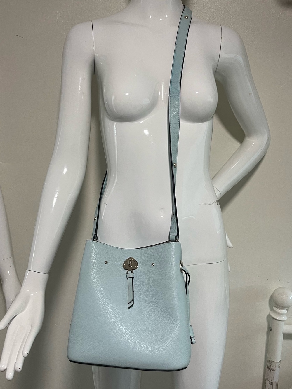 This Kate Spade New York Marti bucket